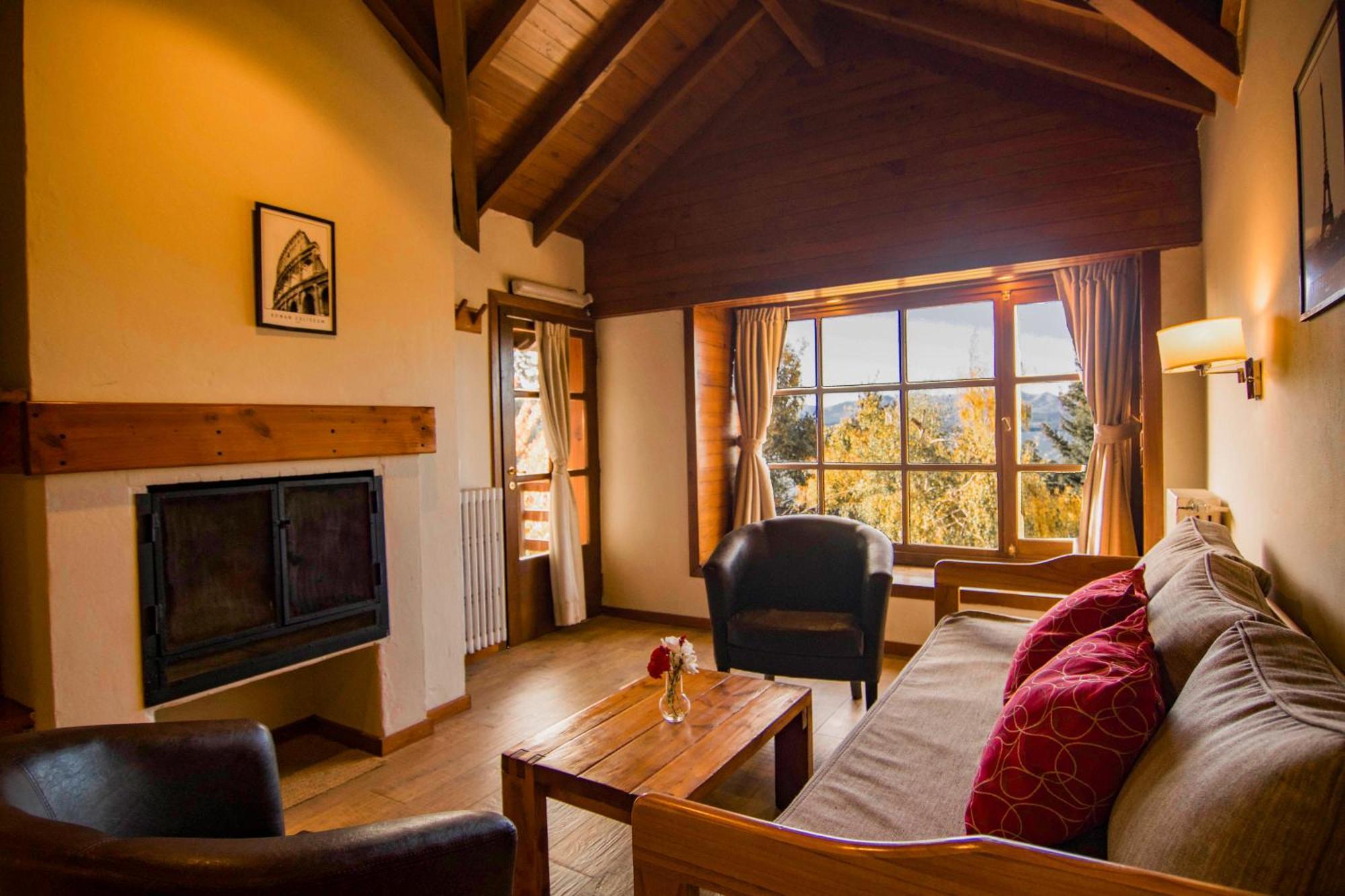 Pailahue Cabanas Lodge San Carlos de Bariloche Exterior photo